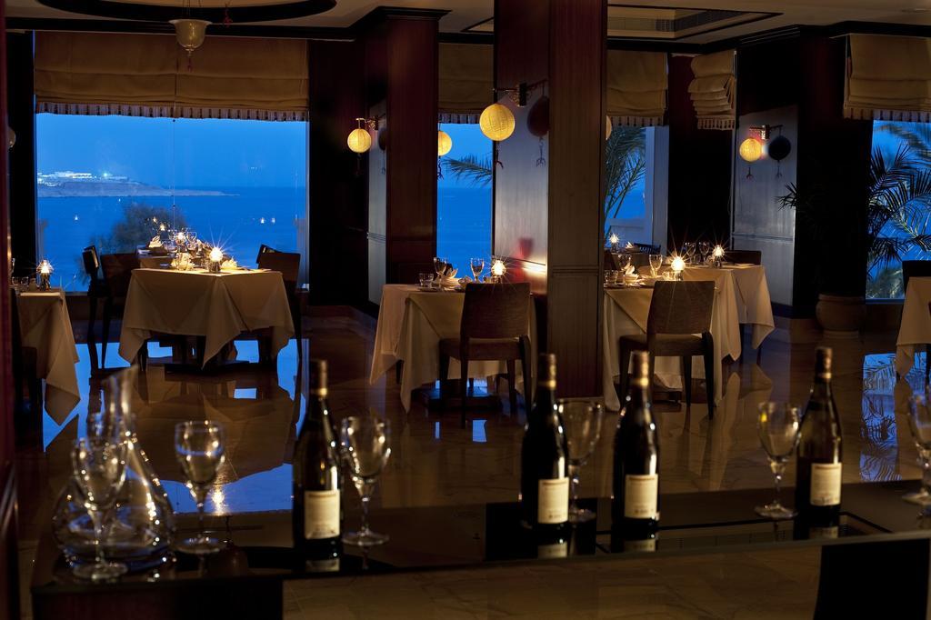 Stella Di Mare Beach Hotel & Spa Шарм-еш-Шейх Екстер'єр фото The restaurant at the hotel